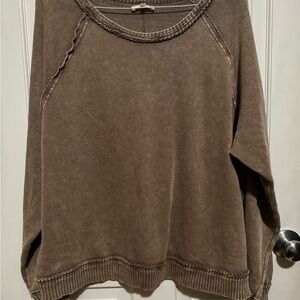 NWOT Easel Taupe Sweater L